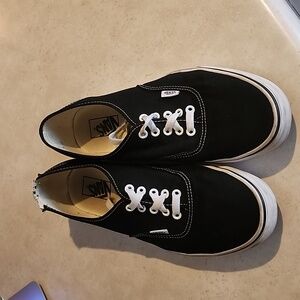 Black Vans